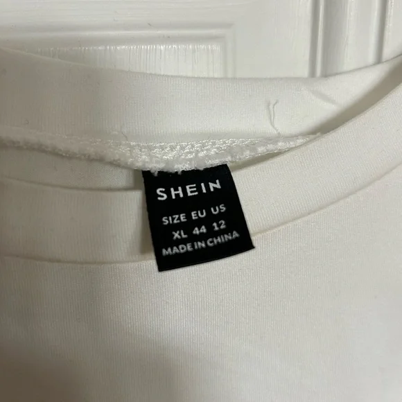 NWOT Graphic Baby Tee - Picture 2 of 5